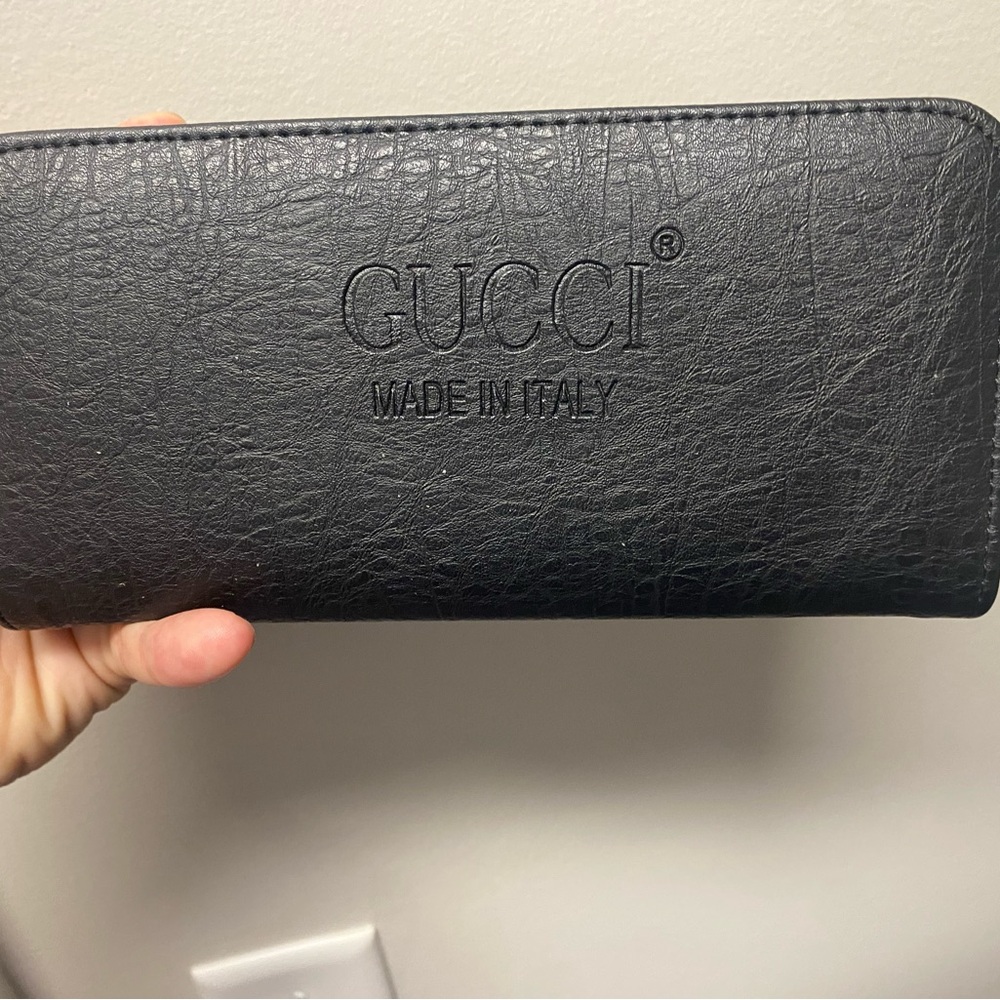 Gucci Black Textured Leather Clutch